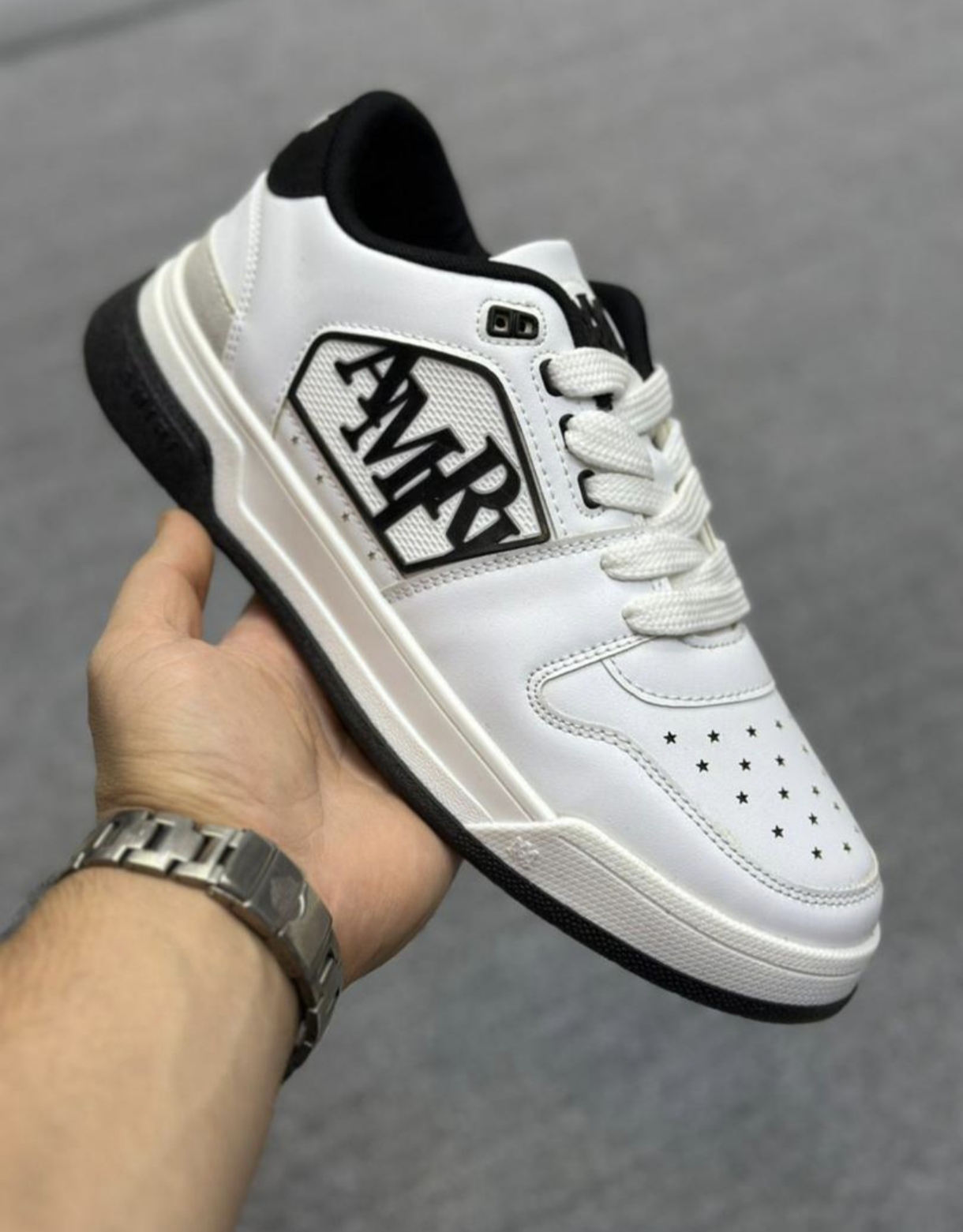 کتانی ونس امیری سفید